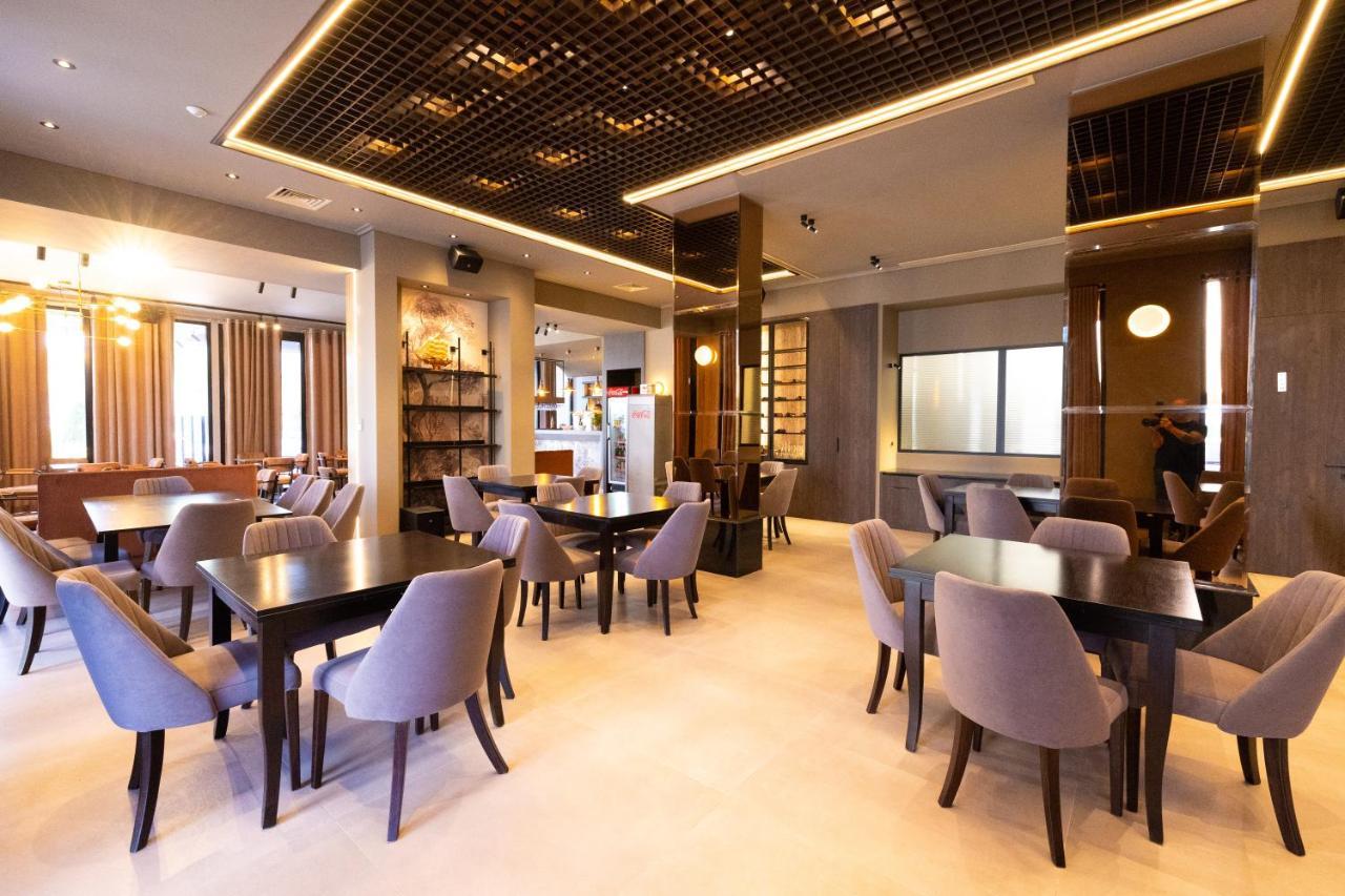 New Donantelo Hotel Vlore Exterior photo