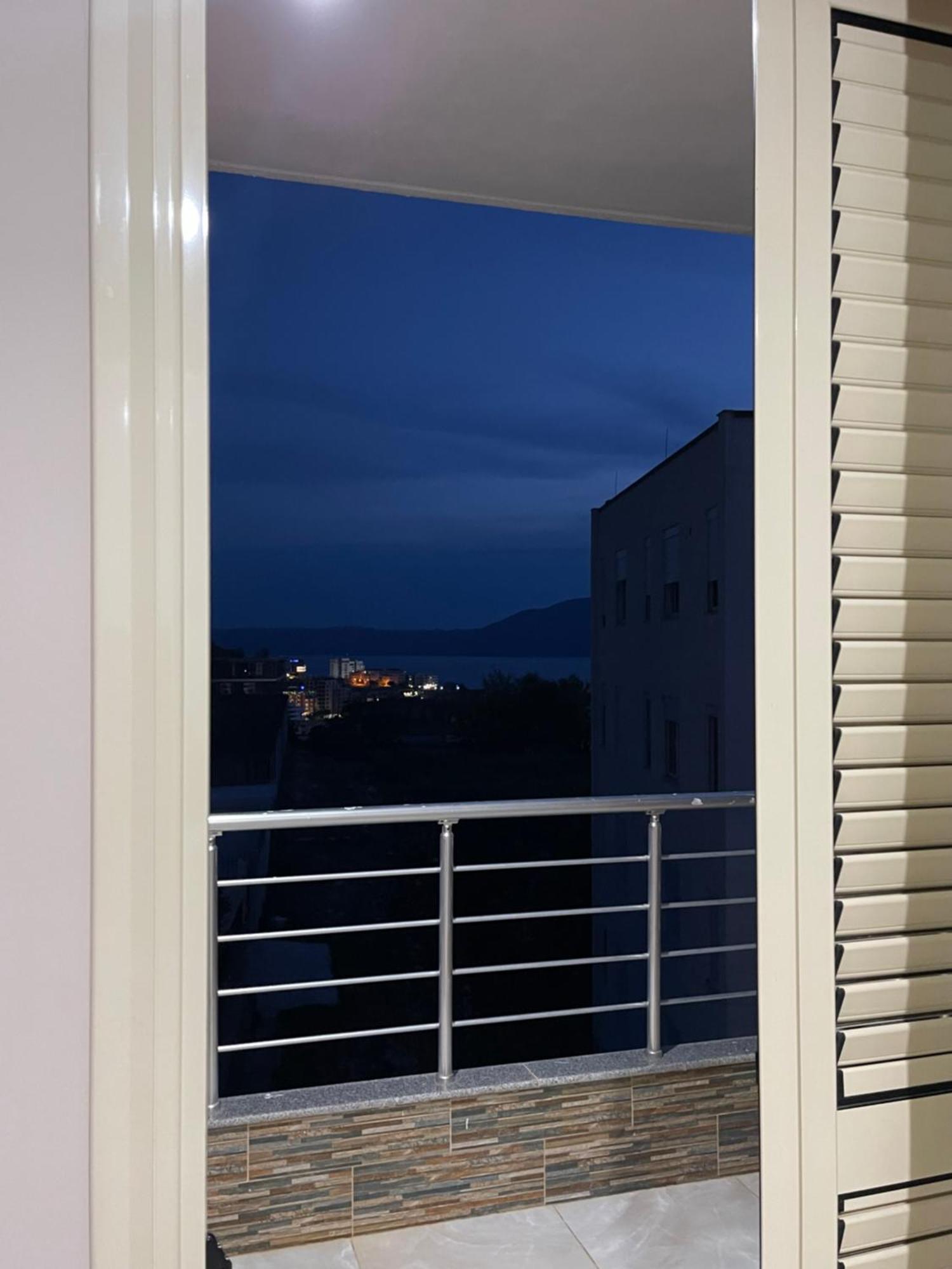 New Donantelo Hotel Vlore Exterior photo